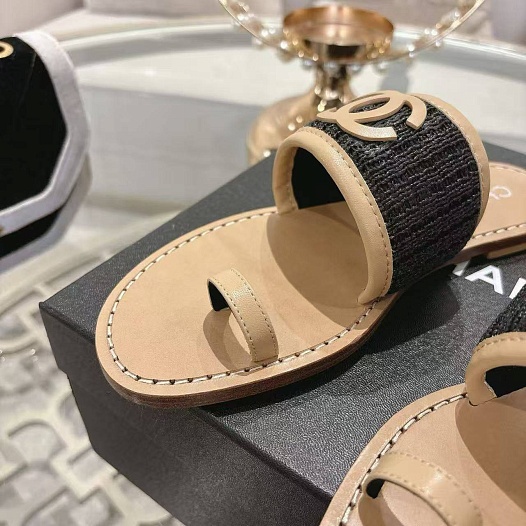 Женские кожаные шлёпанцы Chanel premium   