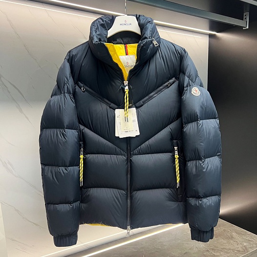 Мужской тёмно-синий пуховик Moncler Katmai   