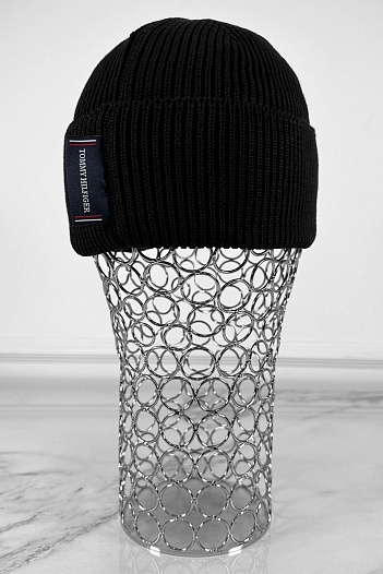 Мужская чёрная шапка Tommy Hilfiger logo-patch   