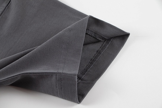 Серая оверсайз футболка Gothic logo