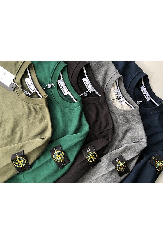 Мужской чёрный свитшот Stone Island с патчем на плече embossed logo