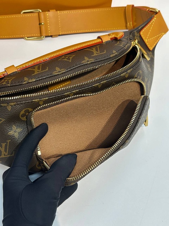 Кожаная сумка Louis Vuitton Rush Bumbag premium 30x15x8 см