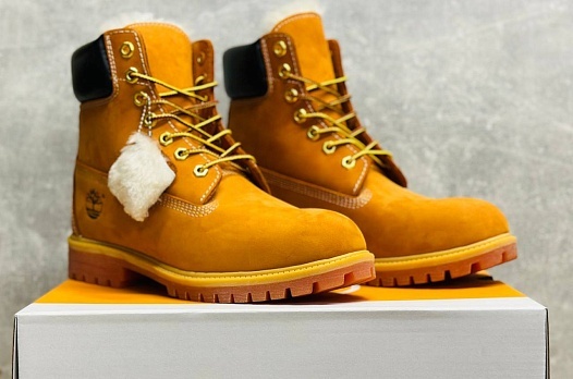 Зимние ботинки с мехом Timberland   