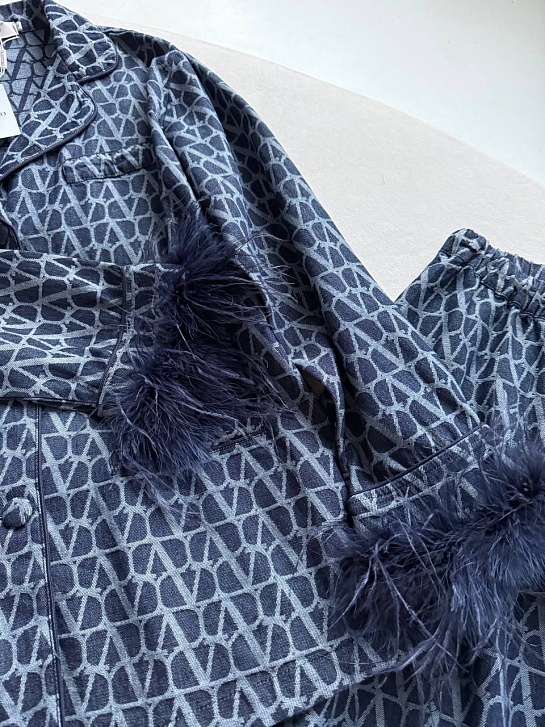 Женский костюм Valentino