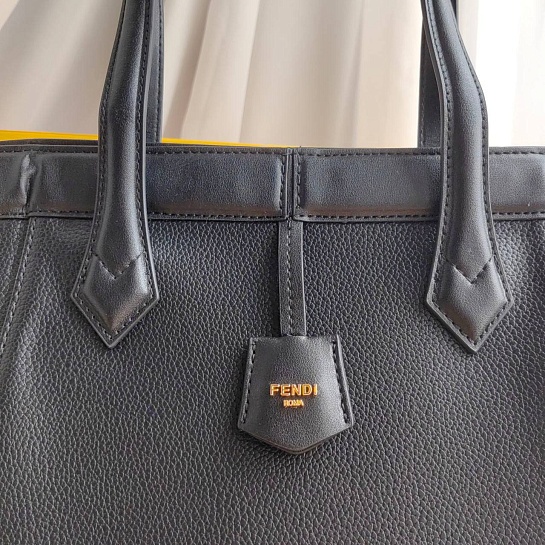 Кожаная сумка Fendi Origami Large 40x27 см