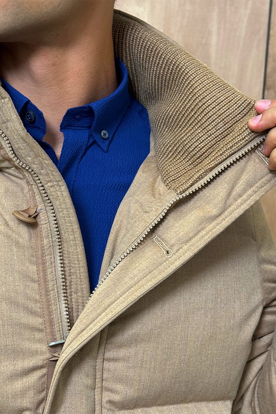 Мужской пуховик Brunello Cucinelli бежевого цвета