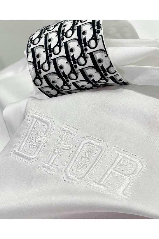 Классическая мужская рубашка Dior белого цвета