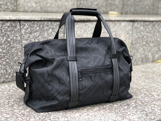 Нейлоновая дорожная сумка Burberry Premium 50x29x19 см