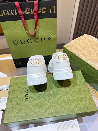 Женские кроссовки Gucci Chunky B Premium - White   