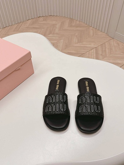 Женские шлёпанцы MIU MIU чёрного цвета   