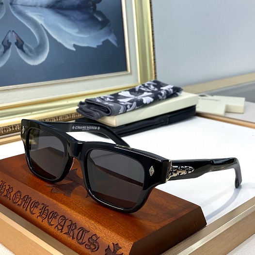 Солнцезащитные очки Chrome Hearts Charismadick   