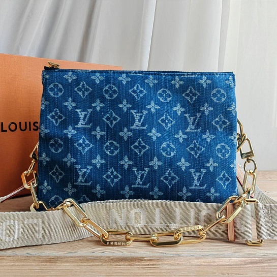Джинсовая сумка Louis Vuitton Coussin PM Monogram 27x20 см