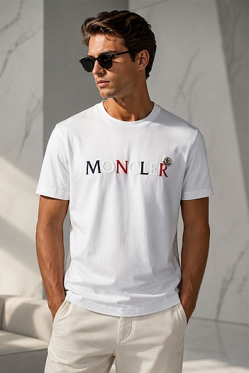 Мужская белая футболка Moncler colorful logo patch   