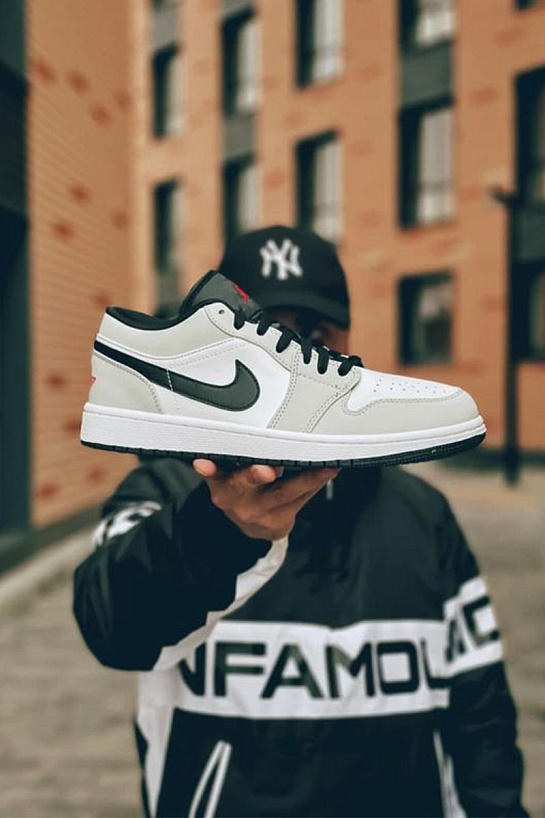 Кроссовки Nike Air Jordan 1 Low "Smoke Grey"
