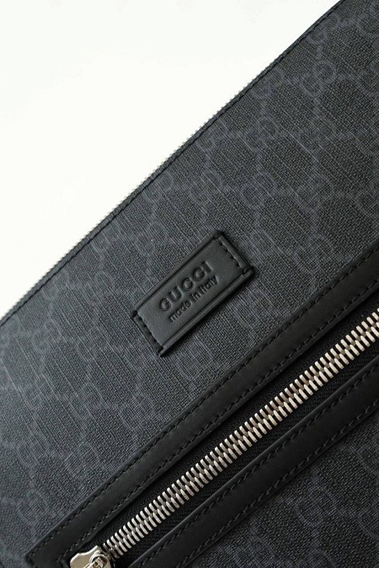 Кожаная сумка Gucci GG Black Supreme Square messenger bag 27x26 см