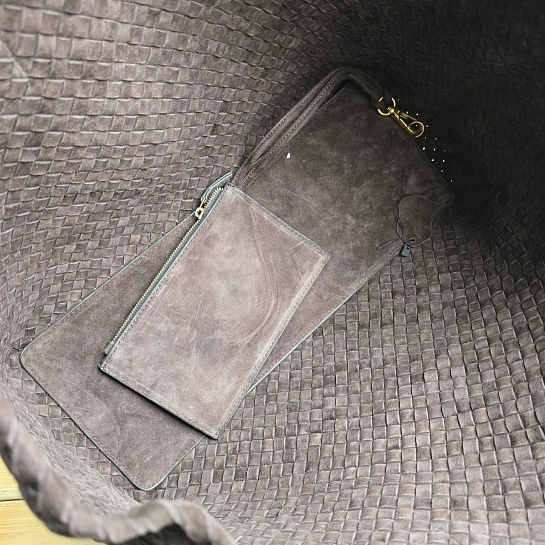 Замшевая сумка Bottega Veneta Cabat 40x28 см - Brown