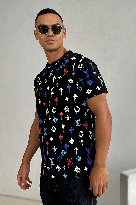Мужская чёрная футболка Louis Vuitton Monogram All-over
