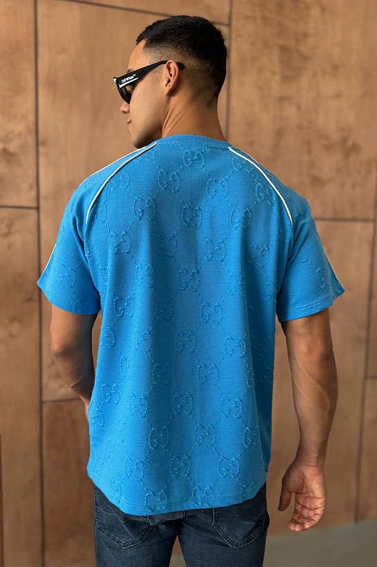 Голубая оверсайз футболка Gucci logo all-over embossed