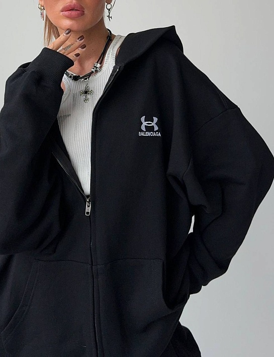 Женский костюм Balenciaga чёрного цвета