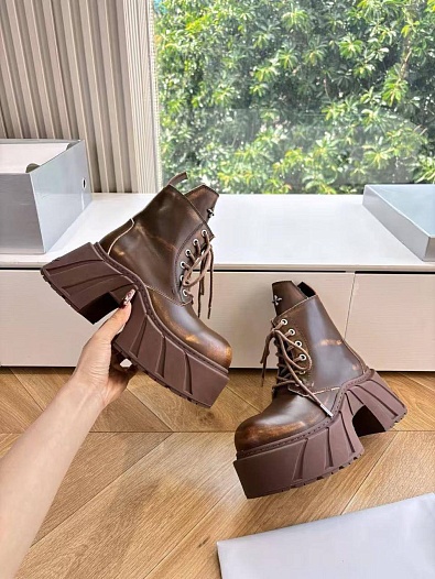 Женские кожаные ботинки на платформе SMFK premium   