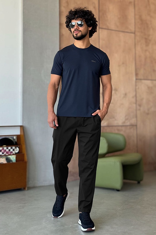 Мужские штаны Prada чёрного цвета