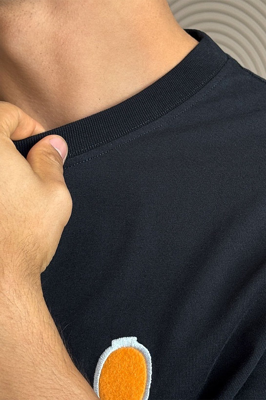 Чёрная оверсайз футболка Loewe