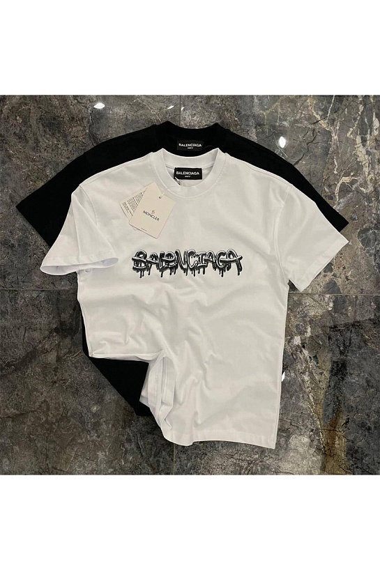 Белая оверсайз футболка Balenciaga