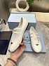 Женские кожаные балетки Prada Naplak белого цвета
