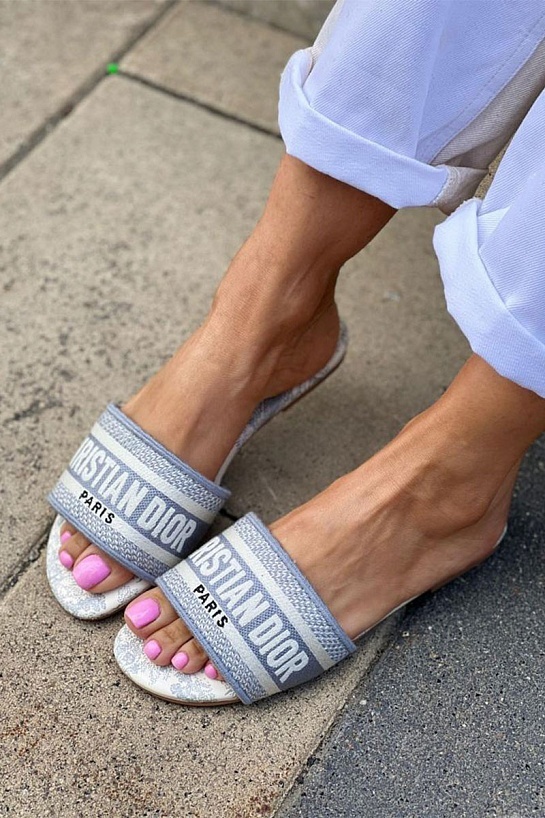 Женские шлепанцы Dior Dway Slide Embroidered Cotton