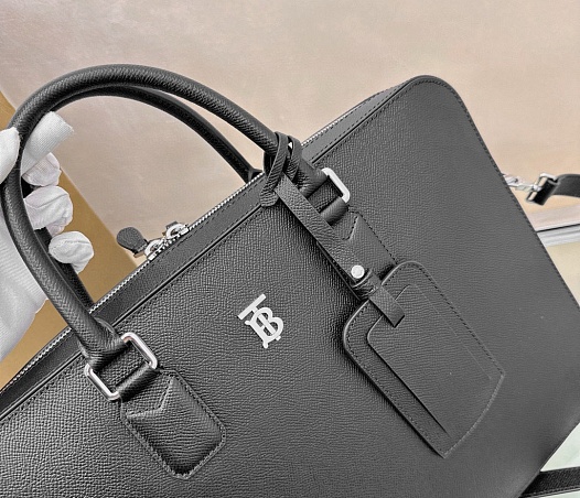 Кожаная сумка Burberry Аinsworth Premium 27x5x37 см   