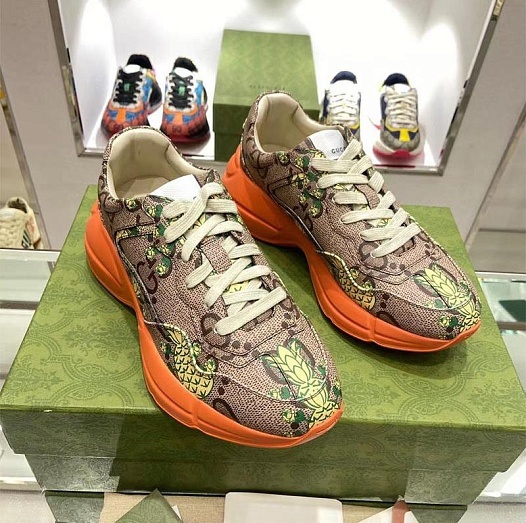 Женские кроссовки GG Rhyton "Pineapple"   