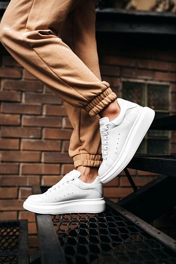Кожаные кроссовки Alexander McQueen - Triple White   