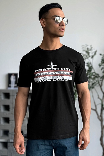 Мужская футболка чёрного цвета Stone Island   