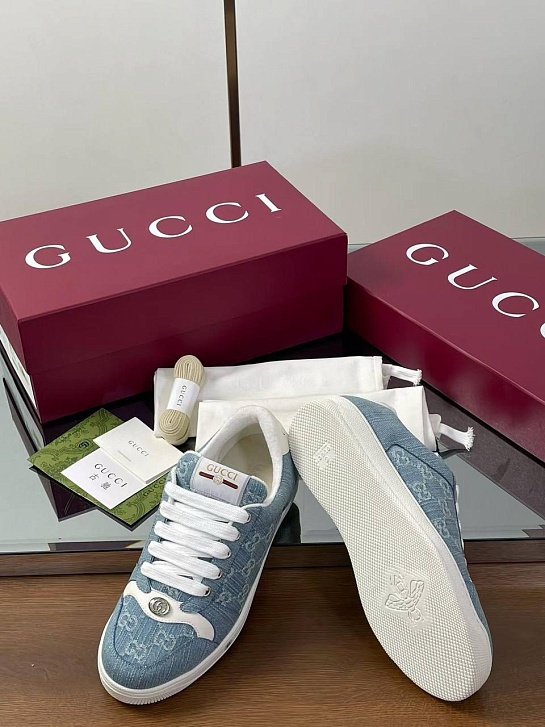 Женские кроссовки Gucci GG Interlocking