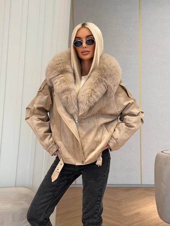 Женская утеплённая дубленка Max Mara с натуральным мехом