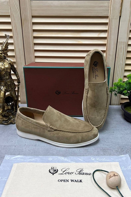 Мужские замшевые лоферы Loro Piana