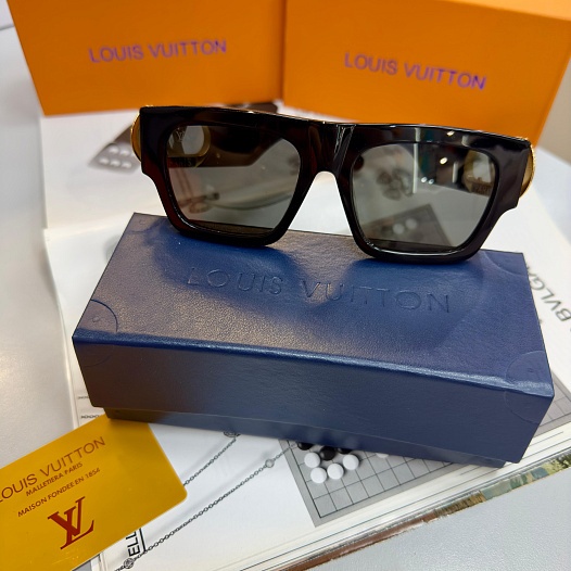 Солнцезащитные очки Louis Vuitton Link Square   