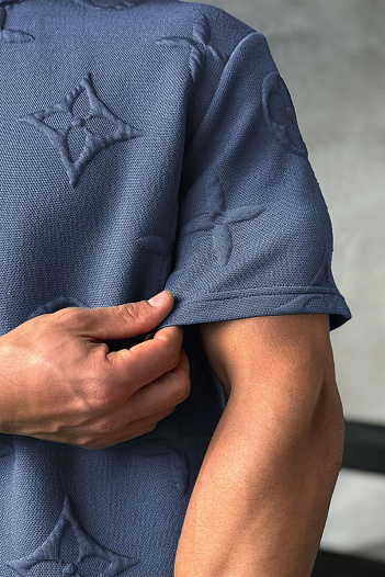 Оверсайз футболка Louis Vuitton Embossed Monogram - Indigo   