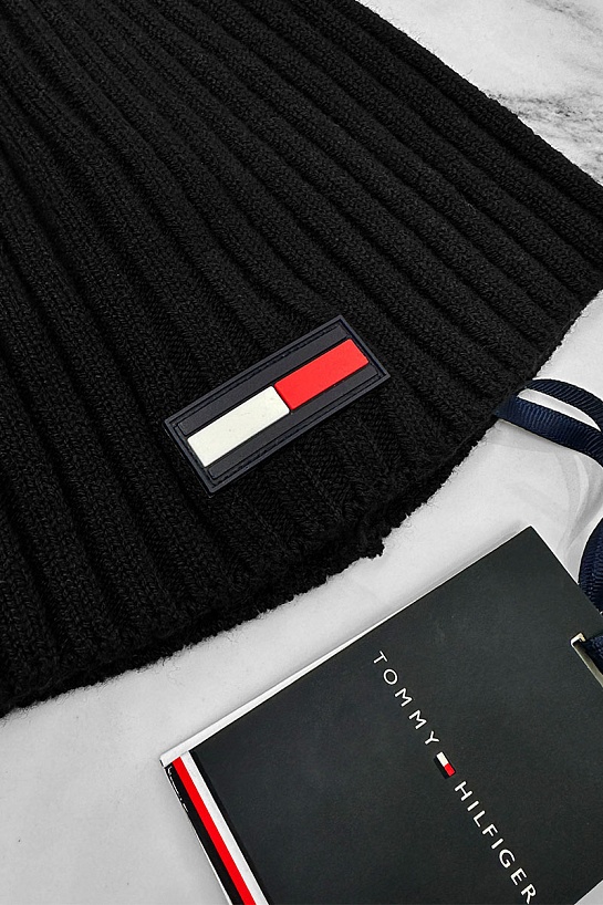 Мужская чёрная шапка Tommy Hilfiger logo-patch
