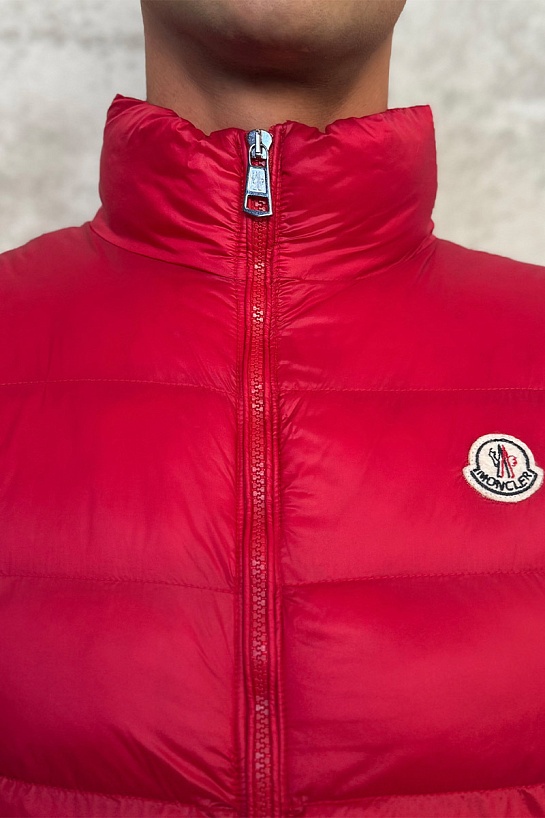 Мужской красный жилет Moncler logo-patch
