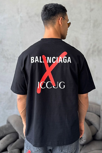 Чёрная оверсайз футболка Balenciaga Collaboration   