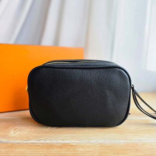 Женская чёрная сумка Hermes 20x15 см   