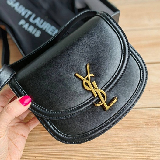 Кожаная сумка Yves Saint Laurent 19x17 см   