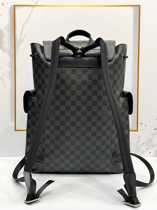 Кожаный рюкзак Louis Vuitton Christopher MM Premium