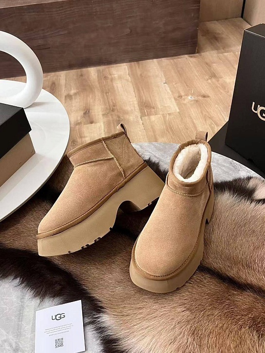 Женские замшевые ботинки UGG Heights - Chestnut