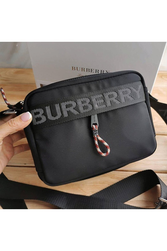 Чёрная нейлоновая сумка Burberry Paddy Taped 24x16 см