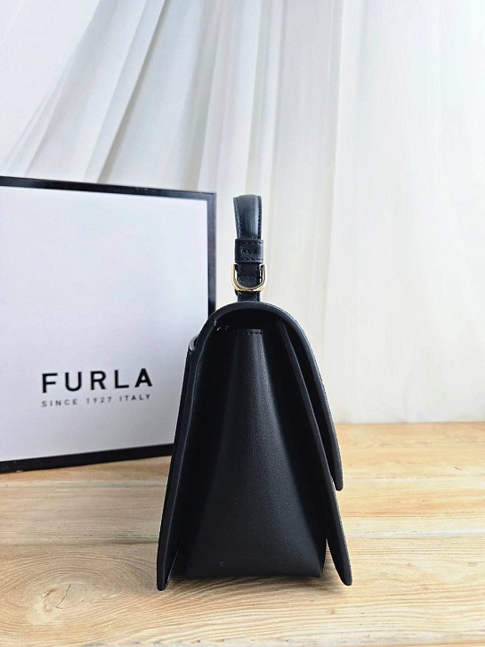 Замшевая сумка Furla Eclisse S 21x17 см