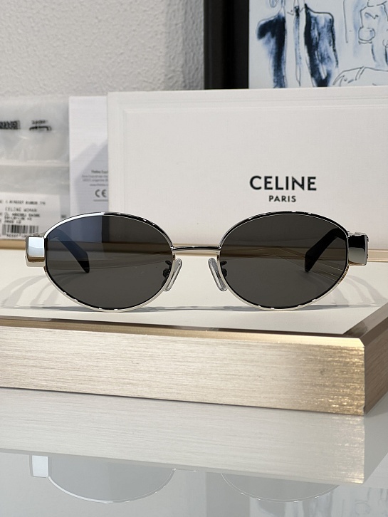 Солнцезащитные очки Celine Triomphe