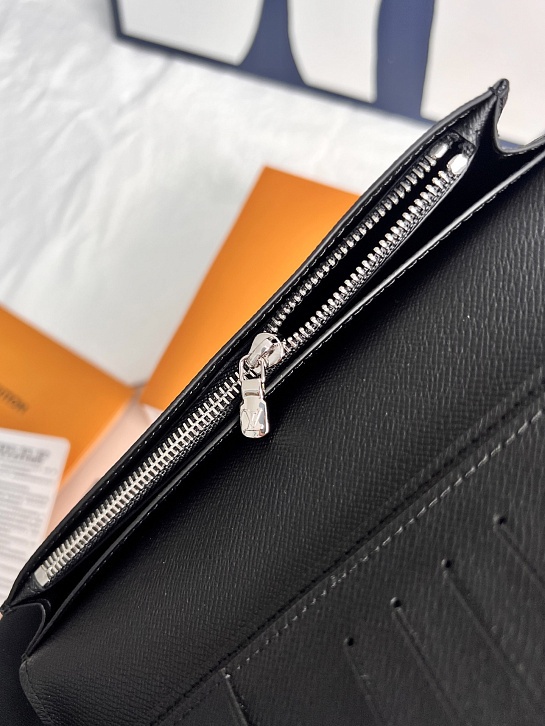 Кожаный бумажник Louis Vuitton Brazza Premium 19x9.5x2.5 см