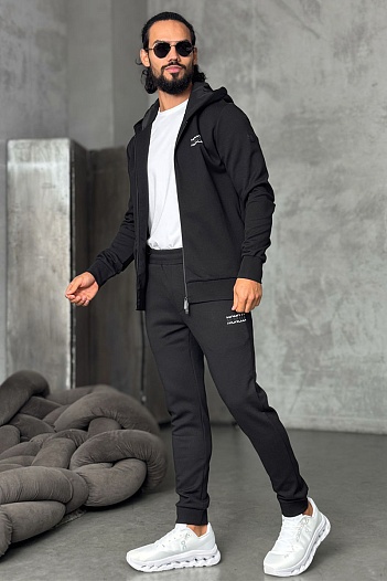 Чёрный спортивный костюм Moncler   